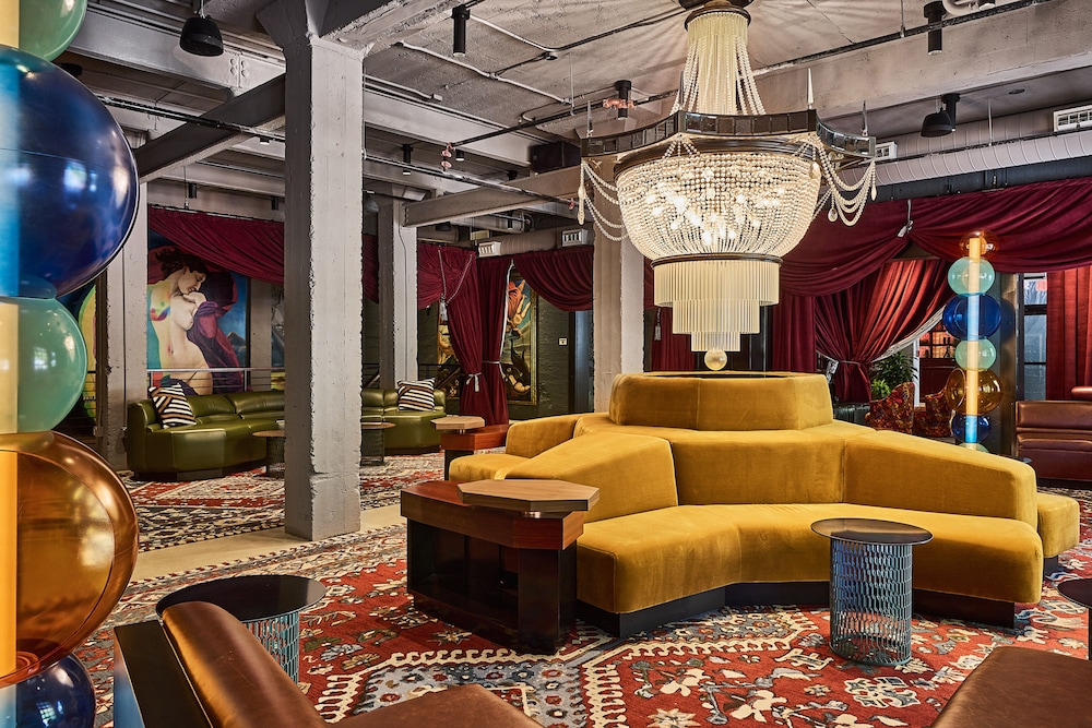 The Radical Asheville Tapestry Collection by Hilton - photo 5