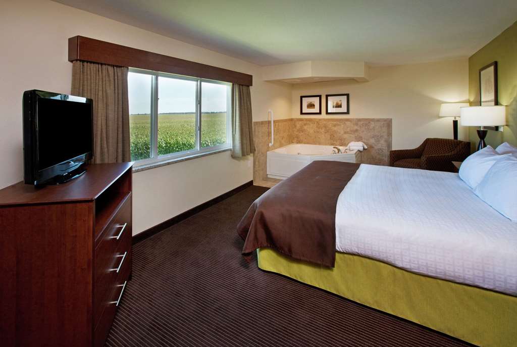 AmericInn by Wyndham Osage - photo 19