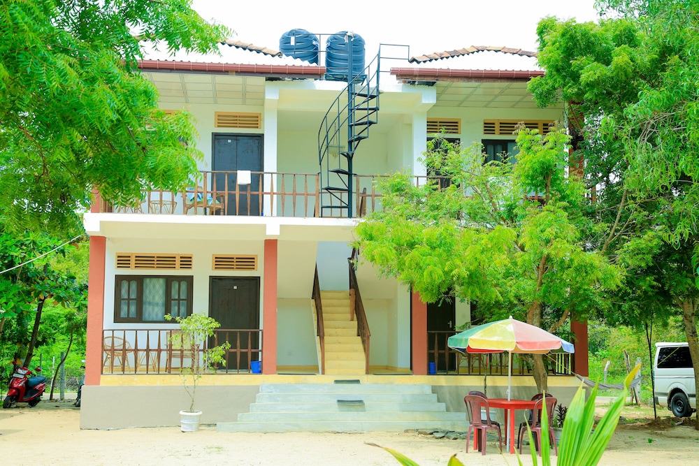 Autum Moon - last minute hotel in Tangalle