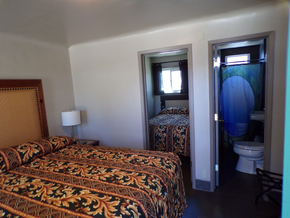 Cypress Tree Motel — Cayucos — photo 2