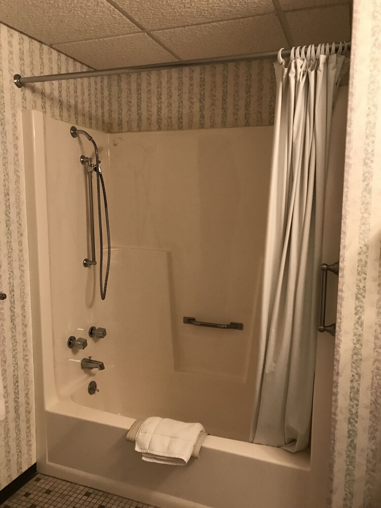 Brentwood Motor Inn - photo 22