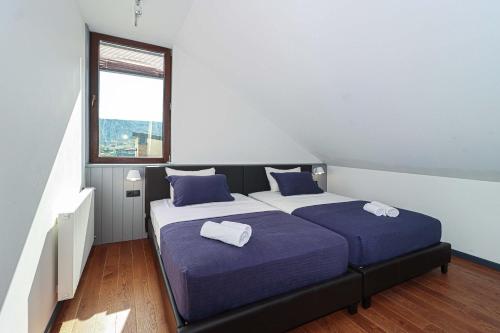 Stylish 3BR Duplex in Avlabari By Wehost