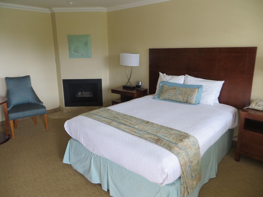 Carmel Bay View Inn - photo 16