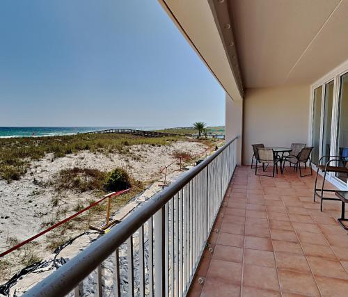 Navarre Beach Regency #103 — 4-Star Luxury Hotel in Navarre, United States