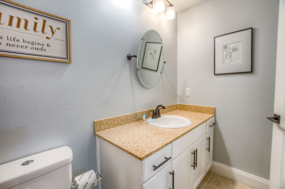 Laketown Wharf Resort by Aneliya's Rentals - photo 722