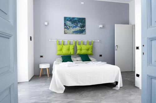 Volcano's Suite Ulivo The First Sustainable Eco Chic Suite In Sicily — 4-Star Luxury Hotel in Catania, Italy