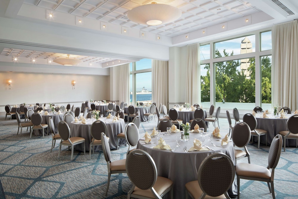 Hilton Philadelphia at Penn's Landing - photo 84