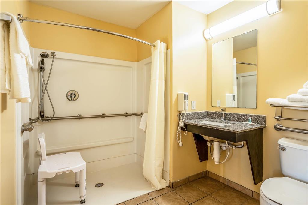 Suburban Studios Near Camp Lejeune - photo 19