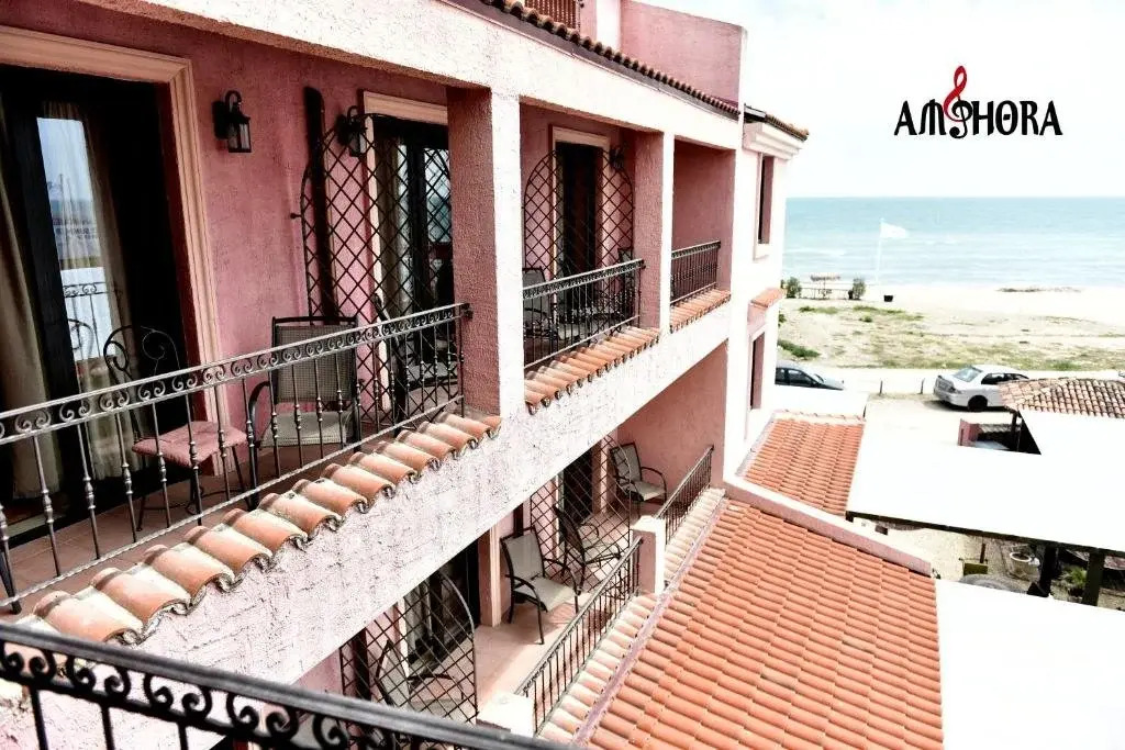 Amphora - carbon neutral hotel in Unknown City