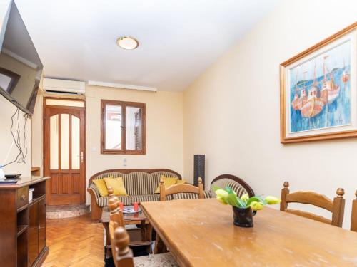 Casa Radha Bella Two Bedroom Holiday Home
