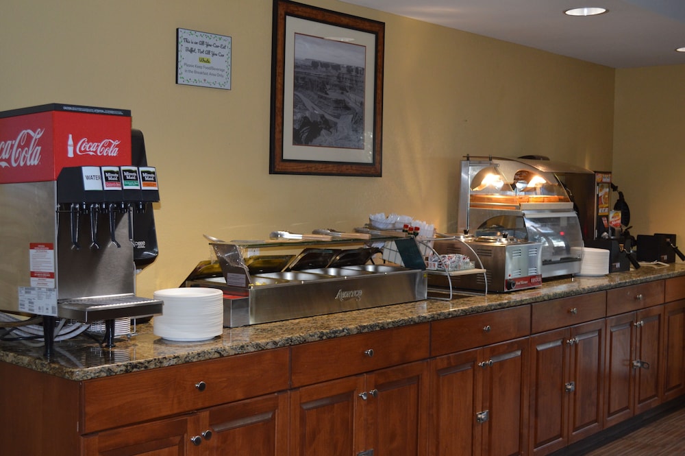 First Choice Inns at the Swell - photo 26