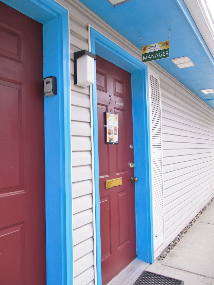 Turning Leaf Townhome Suites Spokane - photo 2