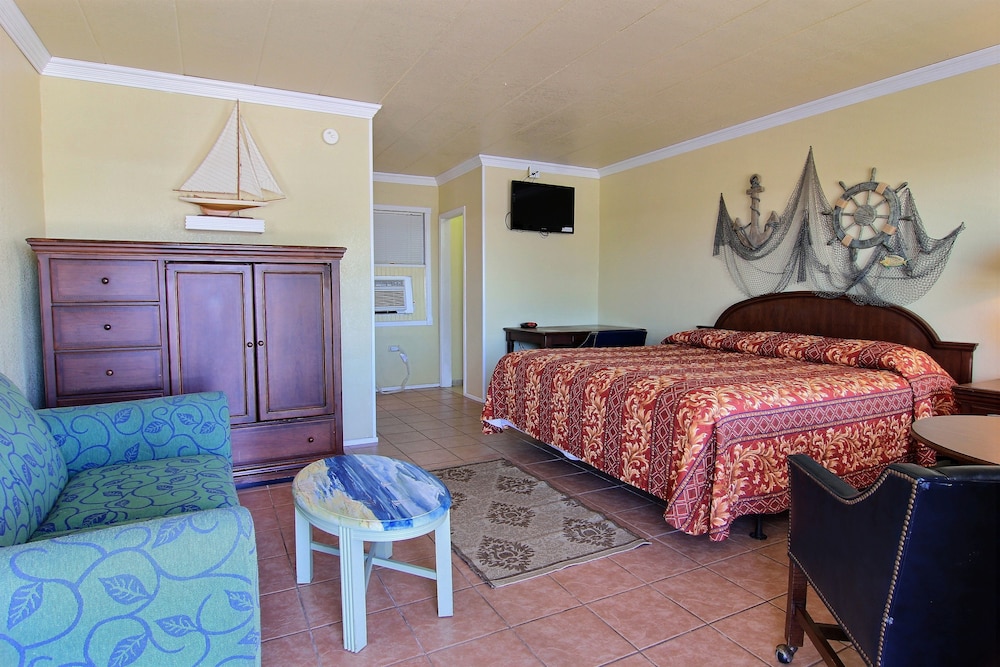 Shark Reef Resort Motel & Cottages - photo 9