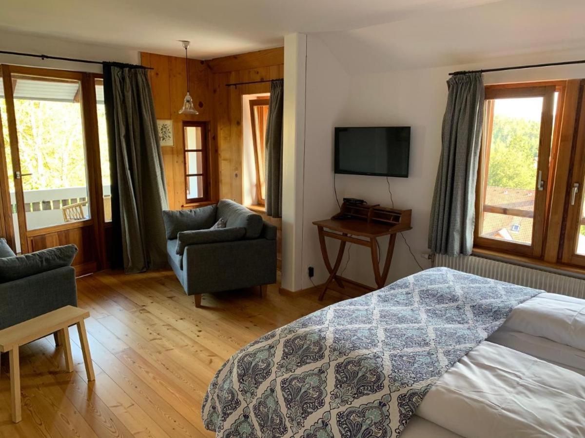 Gite Au Manoir Des Sens Avec Bain Nordique Jacuzzi — 4-Star Luxury Hotel in Bergheim, France