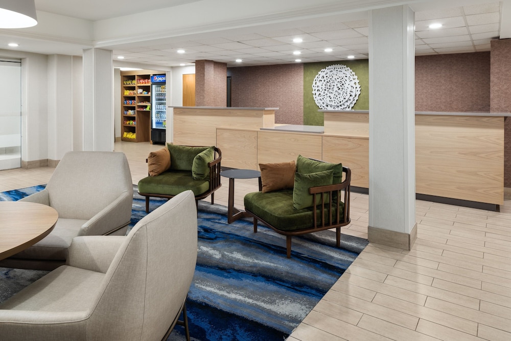 Fairfield Inn & Suites Columbus East - photo 4