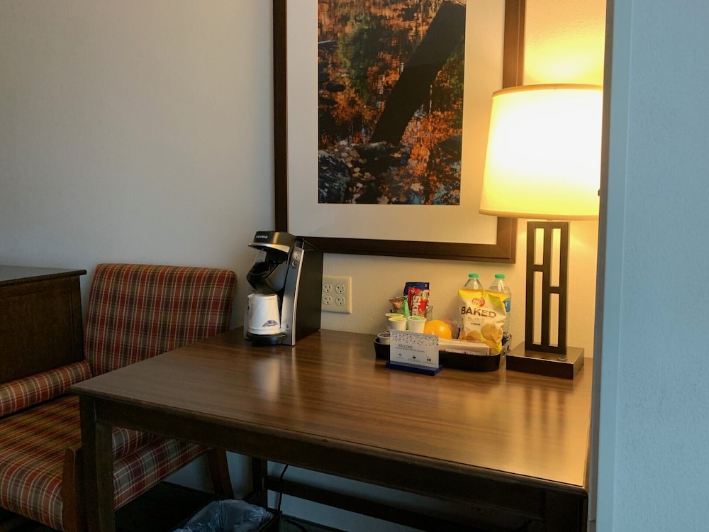 Hampton Inn & Suites Lake Placid - photo 29