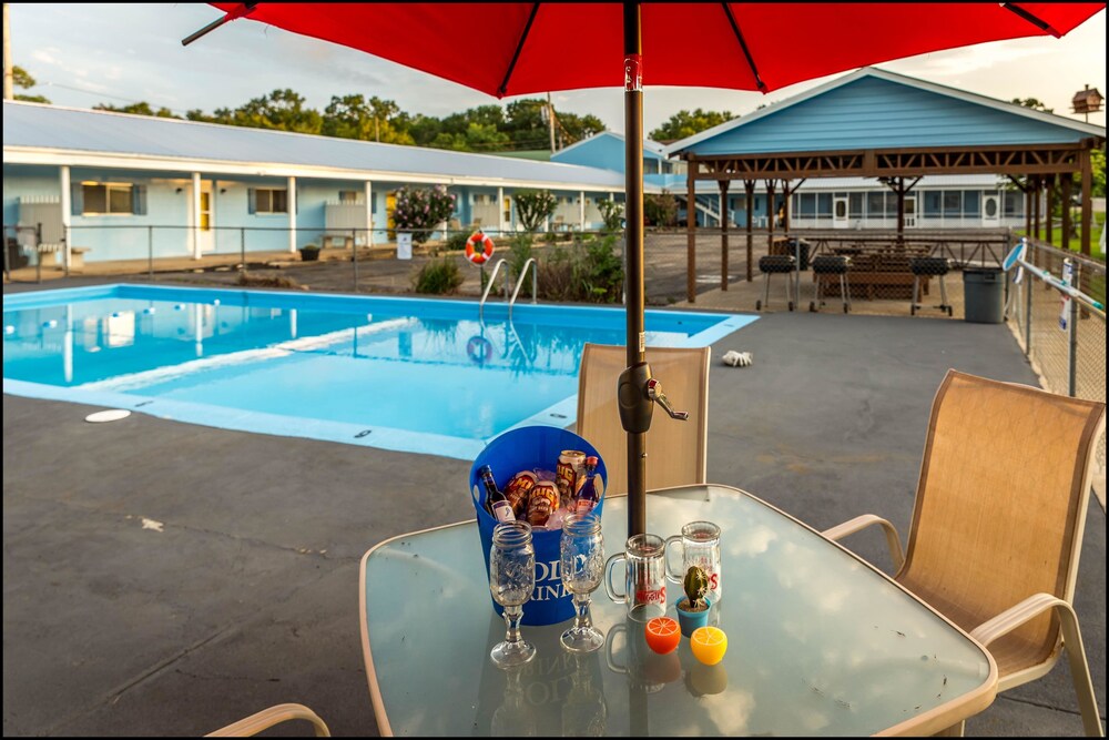 Marina Inn & Event Center - photo 58