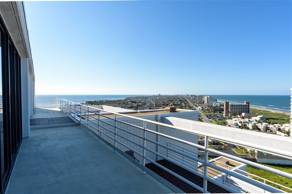 Sunchase IV 1401: Beachfront Resort Penthouse Nothing Else Even Come - photo 27