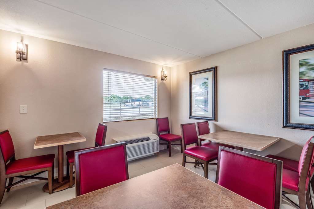 Rodeway Inn & Suites Tupelo - photo 30
