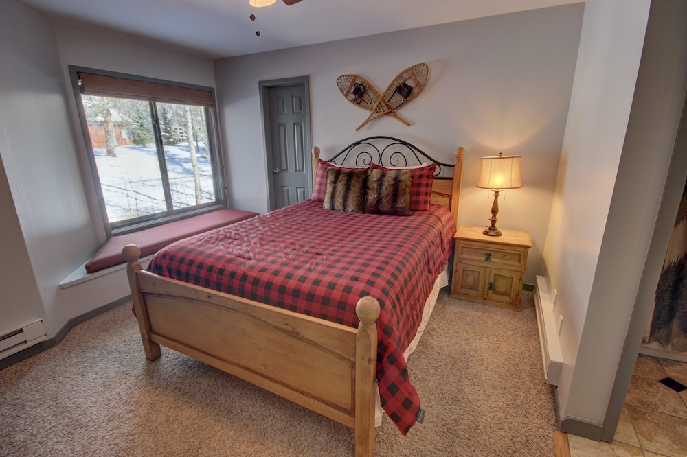 Wild Irishman 1059 - last minute hotel in Keystone