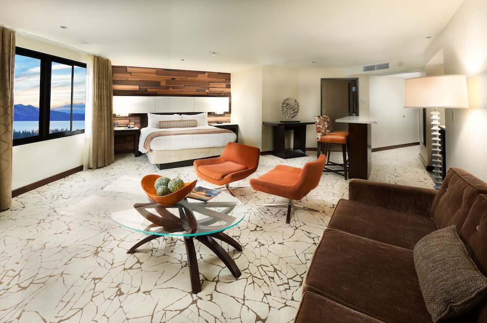 Bally's Lake Tahoe - photo 8