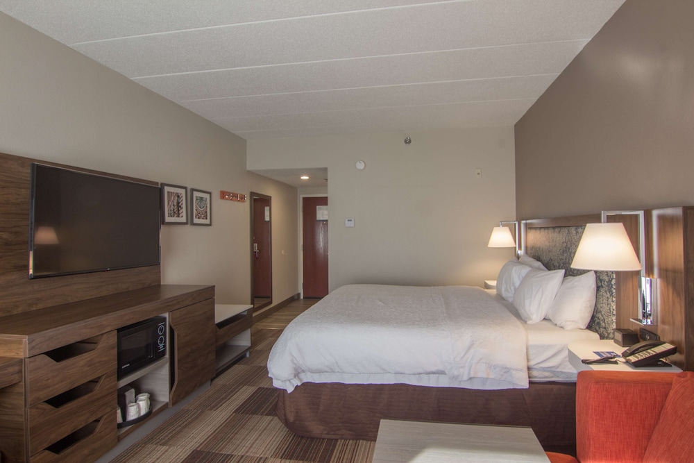 Hampton Inn Medina - photo 19