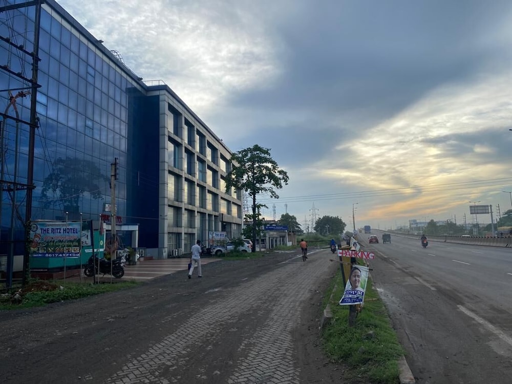 Oyo 23648 The Ritz in Durgapur, India