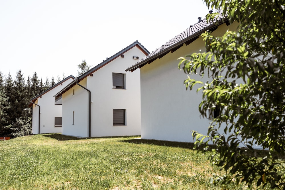 Apartments And Rooms Bama — 4-Star Luxury Hotel in Litija, Slovenia