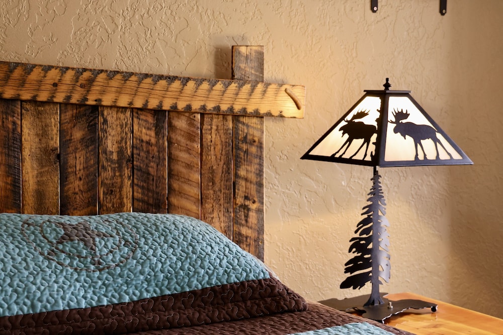 Rocky Mountain Lodge - photo 18