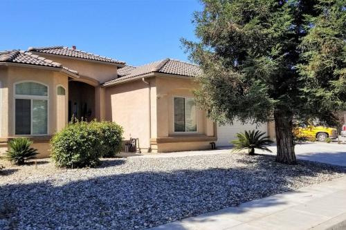 Chateau Sunnyside in Fresno, United States