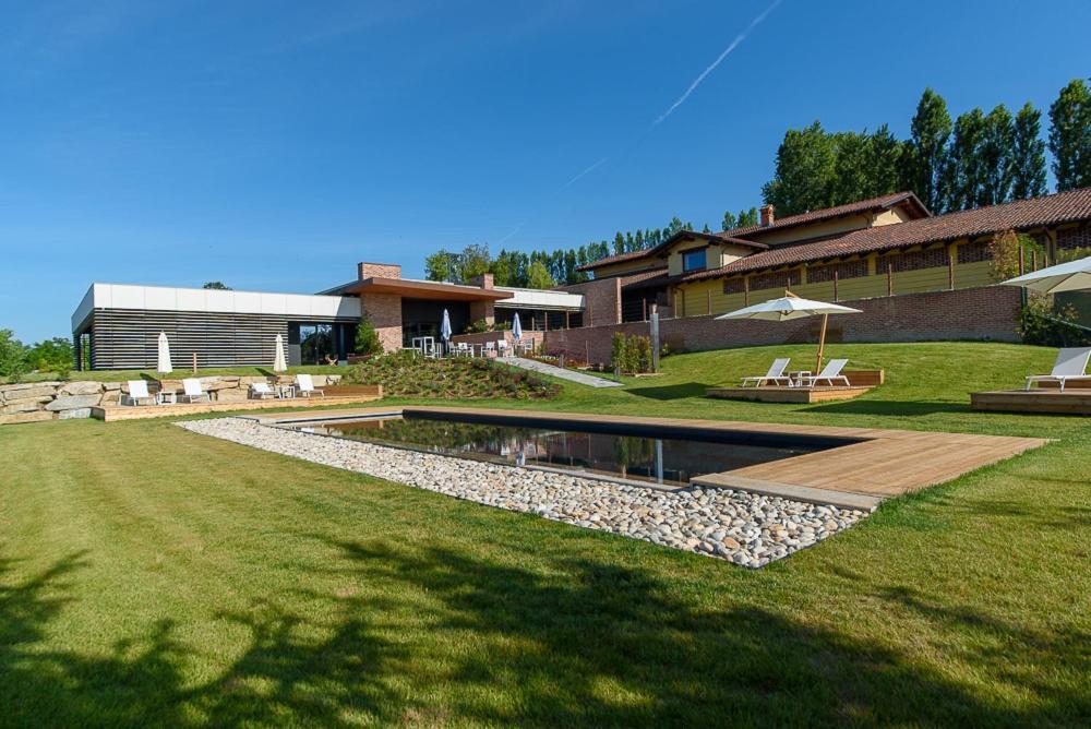 Relais Le Rocche - carbon neutral hotel in La Morra