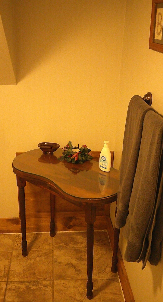 Lil Black Bear Inn - photo 96
