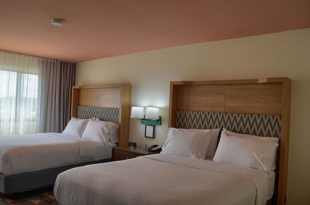 Holiday Inn Mobile West I 10 by IHG - photo 32