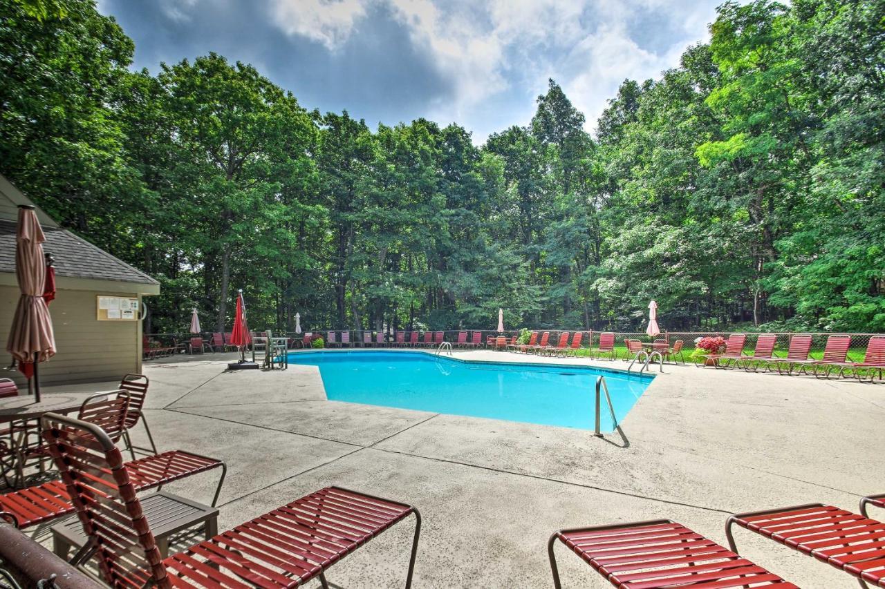 Idyllic Wintergreen Condo with Resort Amenities - photo 31
