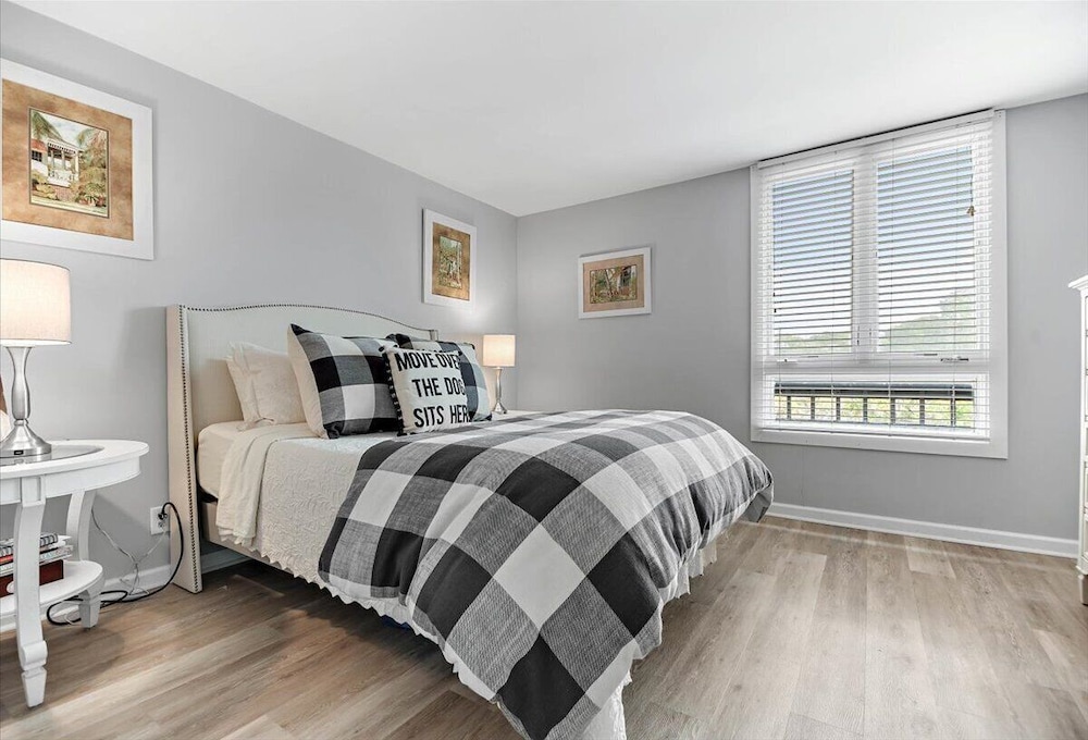 Ketch Court 891 - photo 9