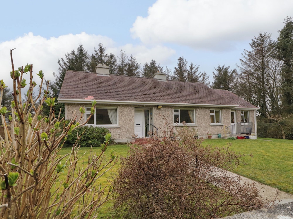 James Neills Cottage — 4-Star Luxury Hotel in Letterkenny, Republic of Ireland
