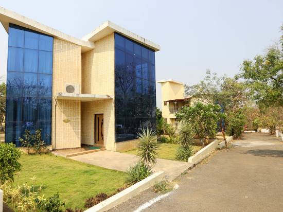 Crystal Resort - carbon neutral hotel in Thane