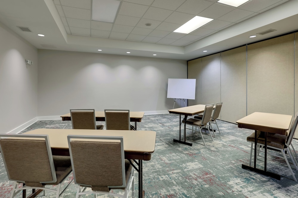 Homewood Suites by Hilton Charleston Mt Pleasant - photo 27