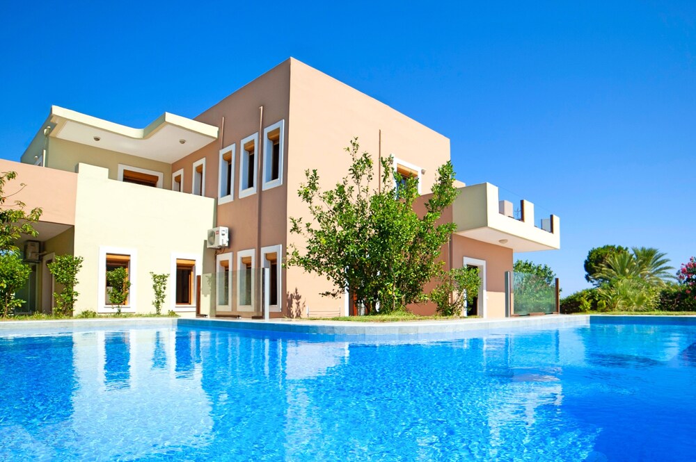 Island Suites - last minute hotel in Georgioupolis