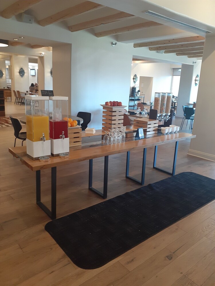 Sheraton Albuquerque Airport Hotel - photo 25