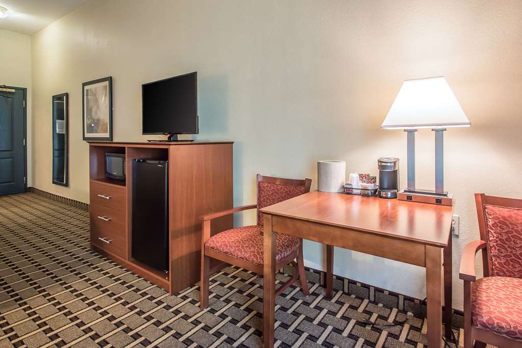 Quality Inn & Suites East Troy I 43 - photo 17