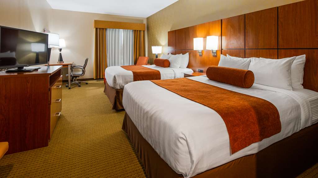 Best Western Plus Finger Lakes Inn & Suites - photo 12
