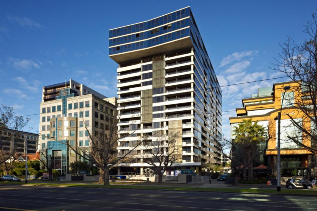 Oaks Melbourne St Kilda Road Hotel — 4-Star Luxury Hotel in Melbourne, Australia