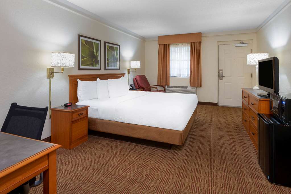 La Quinta East Deerfield Beach Boca Raton - photo 37