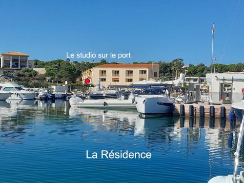 Gites.Sassone a Sant Ambroggio a 50m de la Mer. in Lumio, France