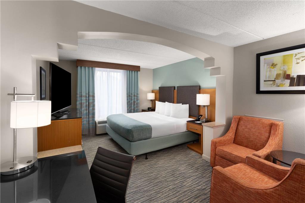 Wingate by Wyndham Greensboro Coliseum - photo 22