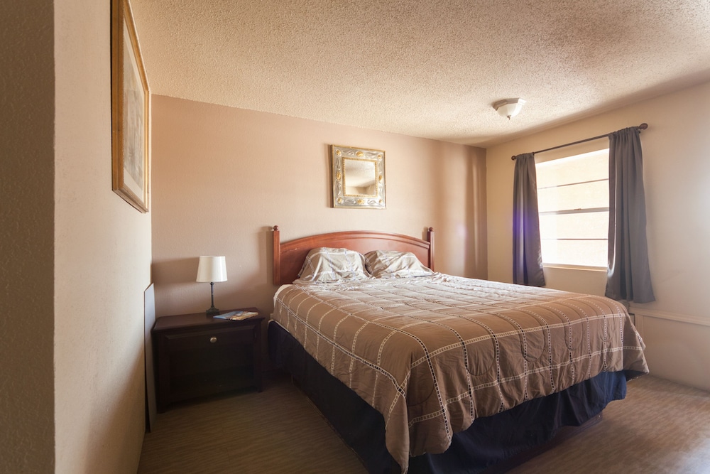 Hotel Las Cruces I 10 West - photo 4