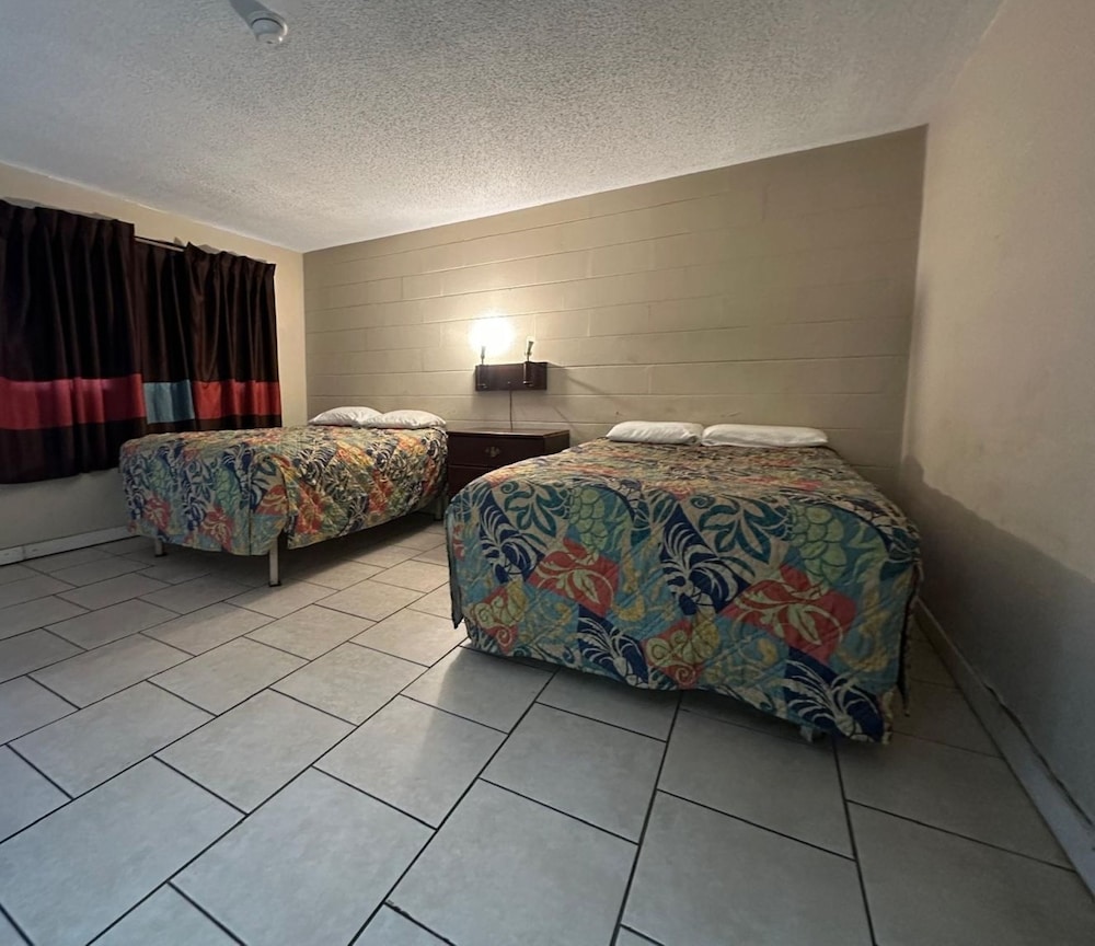 Arrow Motel By Oyo Near Downtown - photo 5