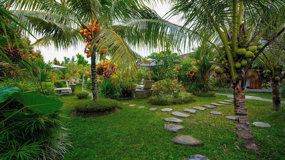 Green Coconut Cottage — 4-Star Luxury Hotel in Ubud, Indonesia