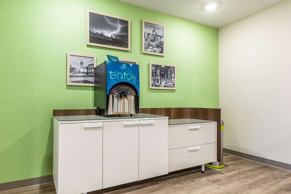 WoodSpring Suites Indianapolis Castleton - photo 12